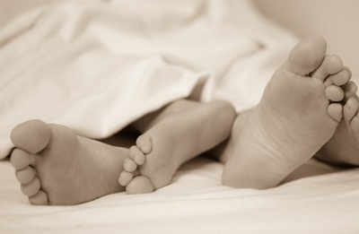 Imputan a madre por mantener relaciones sexuales frente a sus hijas