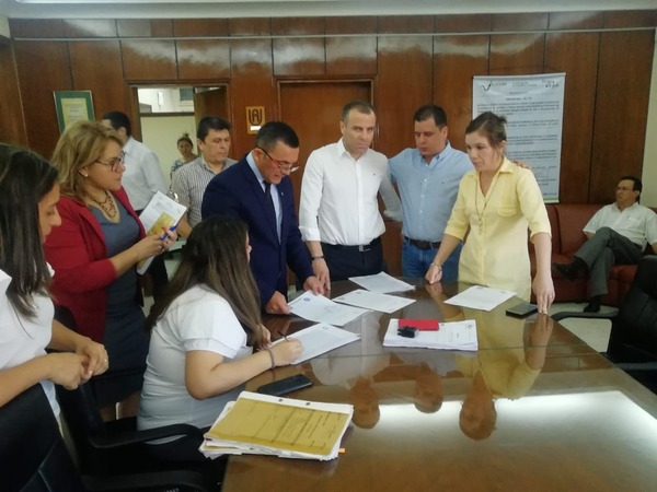 Titular del Indert celebra allanamiento: "Era el último susu'a que me quedaba" » Ñanduti