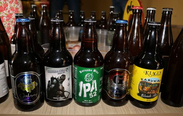 Preparan mas de 2500 litros de cerveza artesanal para el Karai Oktobeer