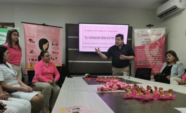 Tesãi lanza campaña "Causa Rosa"