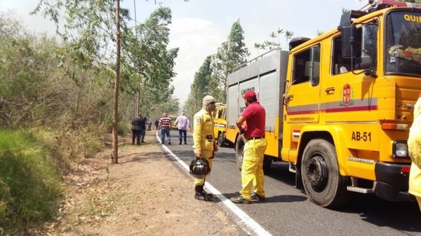 HOY / Incendio en el Parque Guasu: por ahora vuelos no son afectados