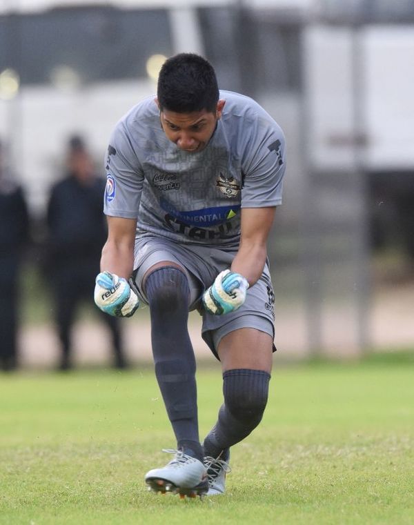 Los albirrojos del plano local - Fútbol - ABC Color