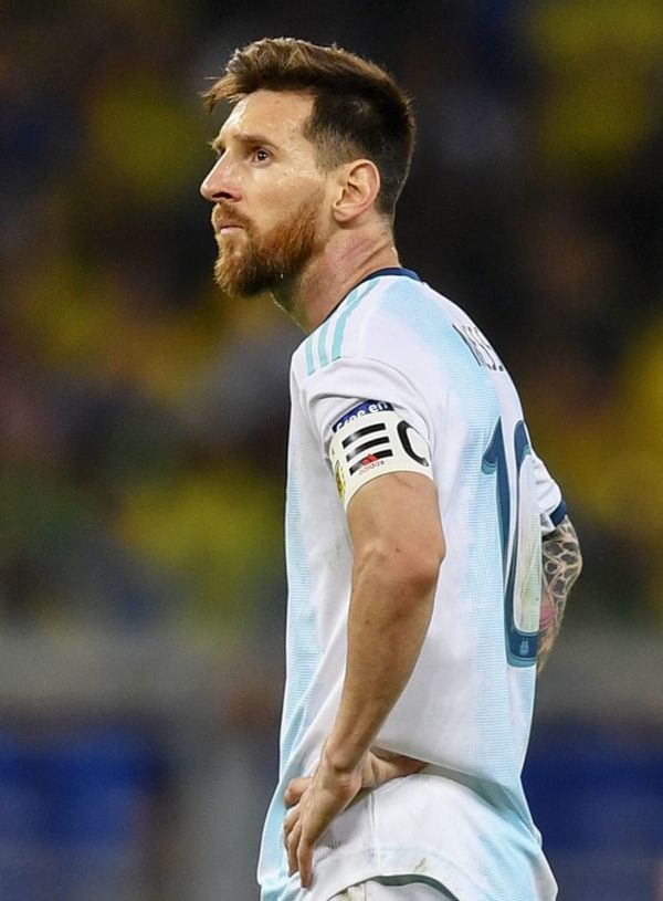 Conmebol mantiene la suspensión de Messi - Fútbol - ABC Color