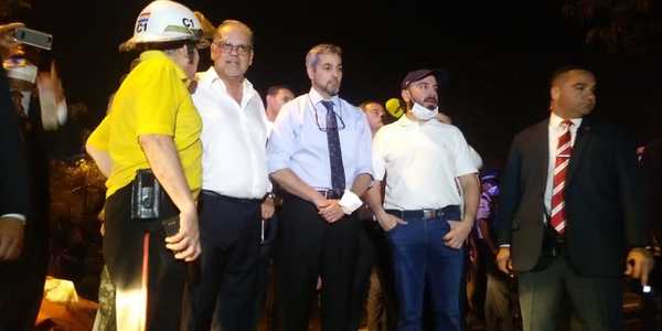Presidente verifica y coordina tareas en zona del Parque Guasú | .::Agencia IP::.
