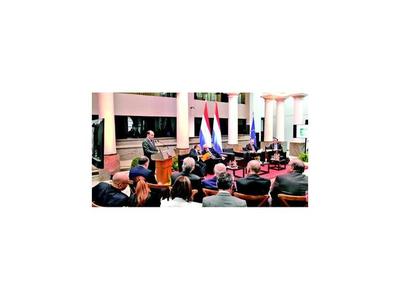 OCDE plantea reformas en salud, educación y protección social