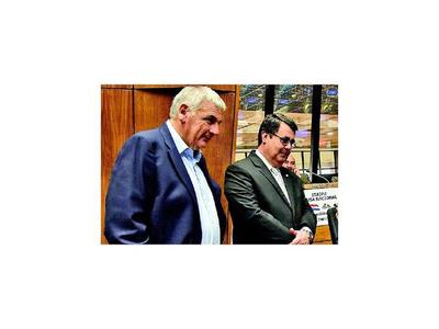 Diputado pretende combatir la clásica impuntualidad a través de una resolución