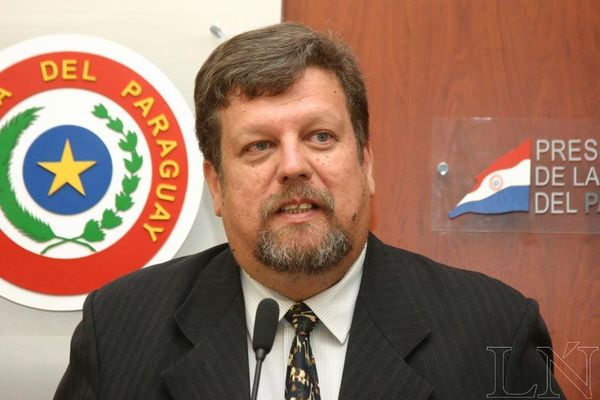 Cámara confirma juicio a exministro de Senavitat » Ñanduti