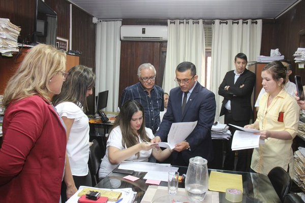 Confirman investigación sobre presunto pedido de coima en INDERT - .::RADIO NACIONAL::.