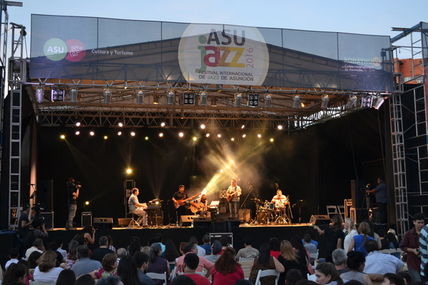 Arranca el AsuJazz en homenaje al padre de la guarania, José Asunción Flores » Ñanduti