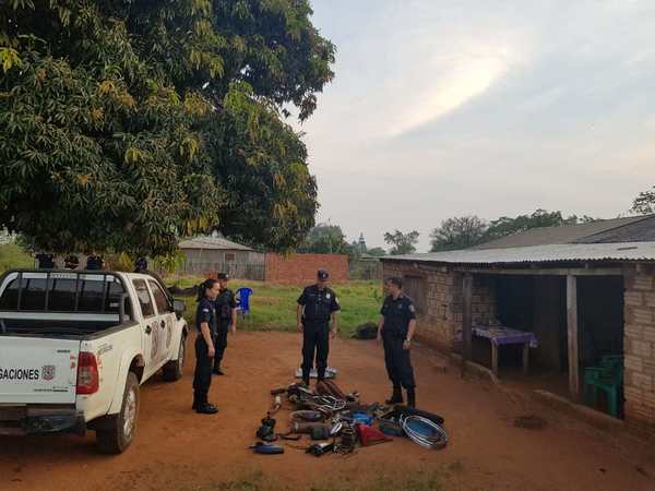 Policías de Campo 9 realizan allanamientos en varios puntos