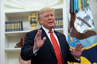 Trump propuso disparar a inmigrantes en las piernas, según The New York Times - Mundo - ABC Color