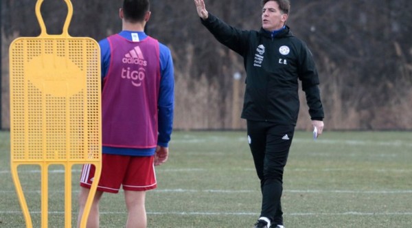 Berizzo completó la lista de convocados albirrojos para los amistosos » Ñanduti