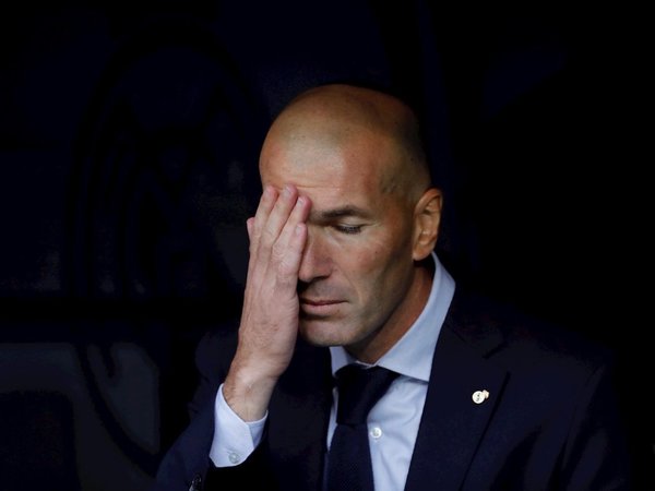 Zidane empieza a preparar la visita del Granada tras nuevo tropiezo europeo