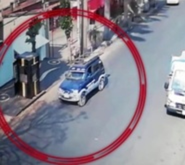 Revelan imágenes de intento de asesinato en Villa Aurelia  - Paraguay.com