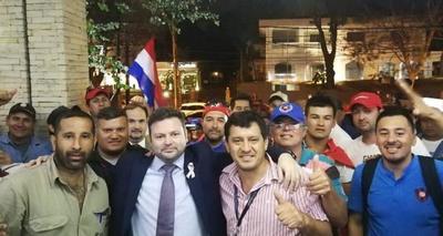 PGR llega a acuerdo con obreros de ACEPAR y levantan huelga