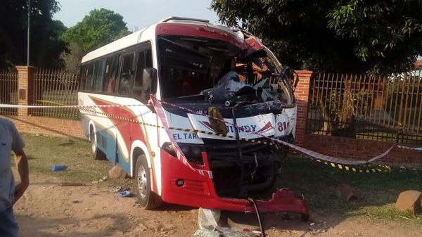 Adelantamiento indebido, posible causa de accidente fatal ocurrido en Itá. - Nacionales - ABC Color