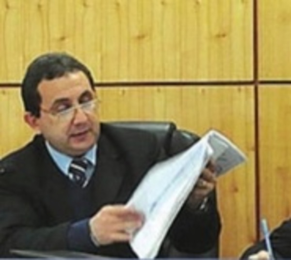 Corte suspende a jueces que dieron leve condena a abusador - Paraguay.com