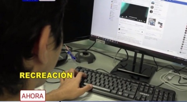 Detienen a adolescente por extorsionar con video sexual