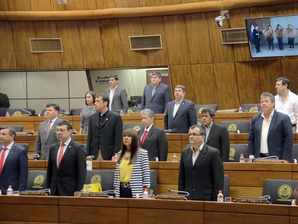 Diputados dan ok al 3 de octubre como "Día de la puntualidad"
