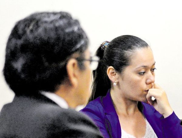 Corte ratifica multa para uno de los defensores de la “niñera” de Bogado - Política - ABC Color