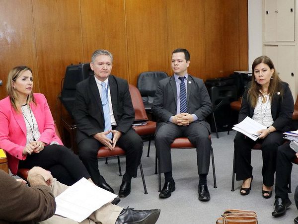 Caja Bancaria tiene un  déficit actuarial  a 30 años  de  G. 1,5 billones - Economía - ABC Color