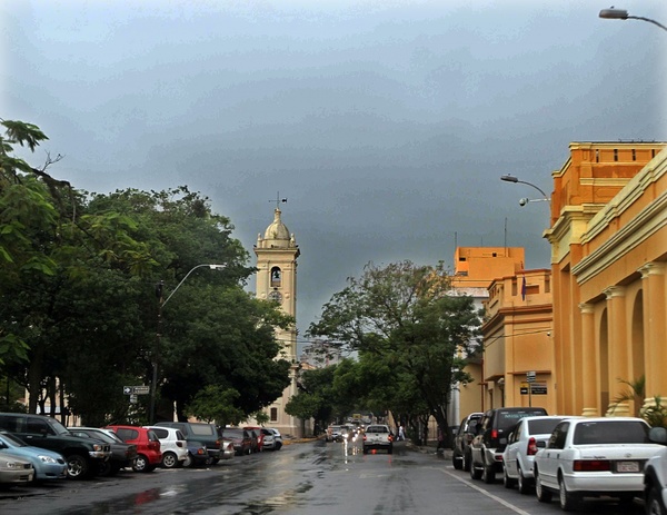 Meteorología anuncia jornada fresca a cálida con precipitaciones dispersas - ADN Paraguayo