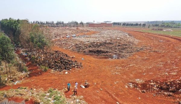 Piden investigar despilfarro de G. 5.000 millones en negociados con basuras en Hernandarias
