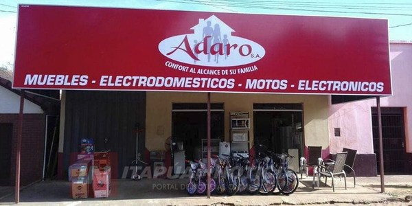 HURTAN LOCAL COMERCIAL EN PLENO CENTRO DE SAN PEDRO DEL PARANÁ