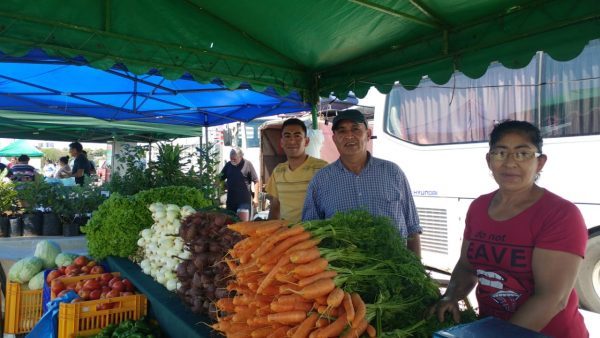 Habilitada la feria granjera en la Costanera de Asunción » Ñanduti
