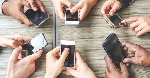 ¿Qué pasa realmente cuando subís tu foto a Internet?
