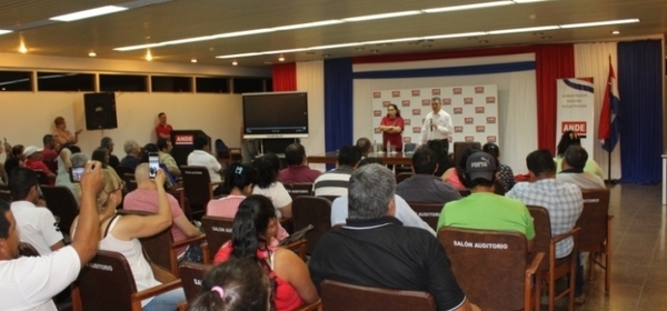 Territorios sociales de Central y Cordillera regularizaran sus conexiones eléctricas