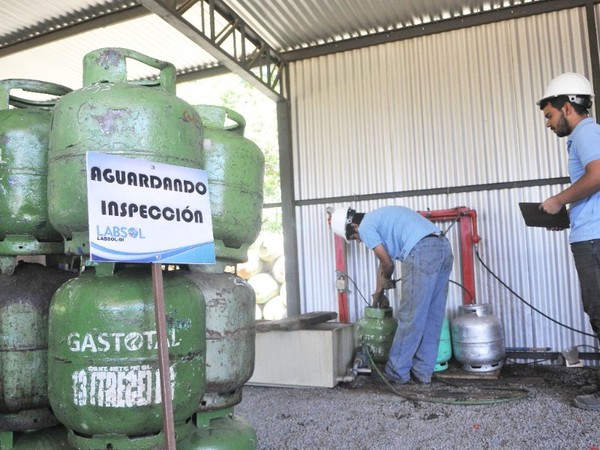 Instan a usuarios a tener conocimiento de las condiciones de seguridad de las garrafas