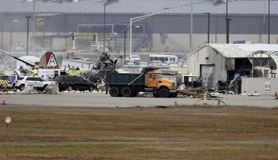 Varios muertos tras caída de avión de la II Guerra Mundial