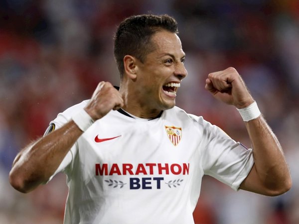 Chicharito, contento por su gol y el triunfo de su equipo