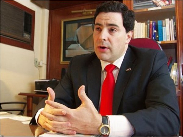 Hugo Estigarribia también se aparta de comisión negociadora de Itaipu