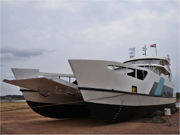 Primer ferry de pasajeros y autos está listo para iniciar operaciones