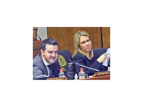 Vallejo pide vetar ley antiterrorista y critica a oficialistas