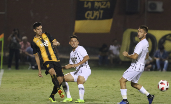 HOY / ¡Partidazo en la Toldería!