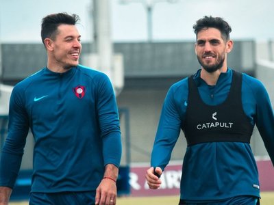 Por ahora, Larrivey se alista por Diego Churín