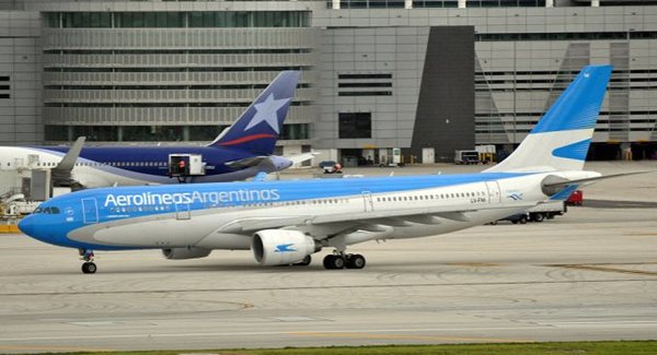 Sindicatos de Aerolíneas Argentinas confirman huelga para el fin de semana | .::Agencia IP::.
