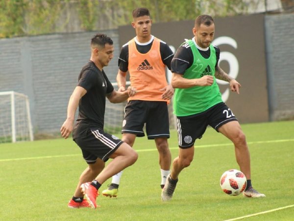 No descarta a Roque y confirma a De la Cruz