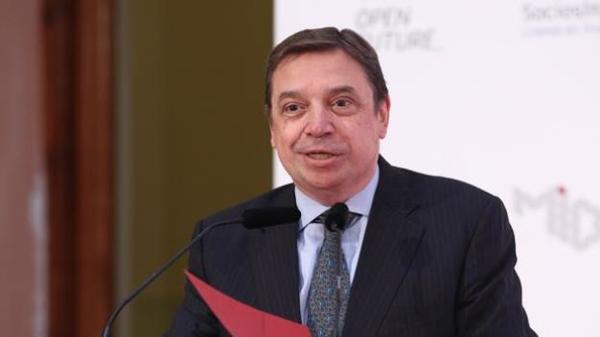 España promete contestar si EEUU desata una guerra comercial | .::Agencia IP::.
