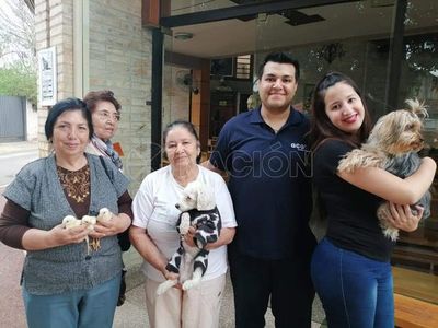 Hermanos Capuchinos realizan bendición de mascotas