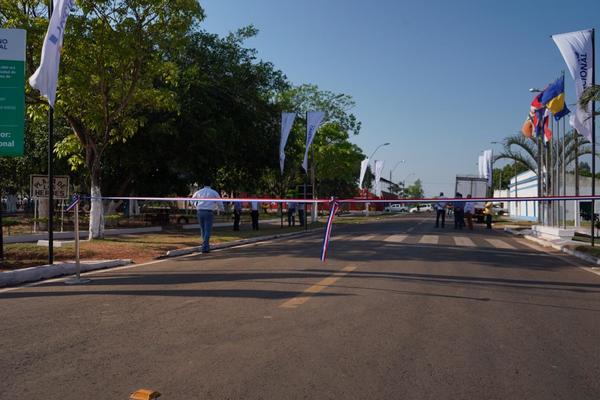 Bella Vista Norte cuenta con nuevos tramos asfaltados | .::Agencia IP::.