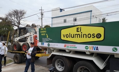 HOY / Comuna lanza nuevo camión que recogerá muebles, chatarras y ramas