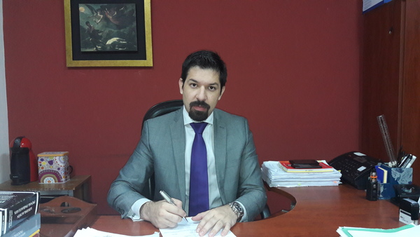 BNF: Detienen a gerente, a gestora y al novio que cobraban a cambio de créditos » Ñanduti