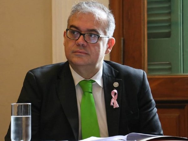 Julio Ullón deja el Gabinete Civil tras cuestionamientos a su gestión