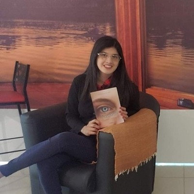 Joven franqueña presenta su libro “Diamante, caminos que se cruzan”