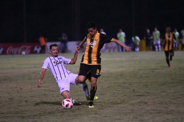 Choque de campeonables: Guaraní recibe hoy a Libertad - ADN Paraguayo