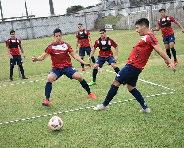 Arce no piensa en modificaciones para medir a Olimpia